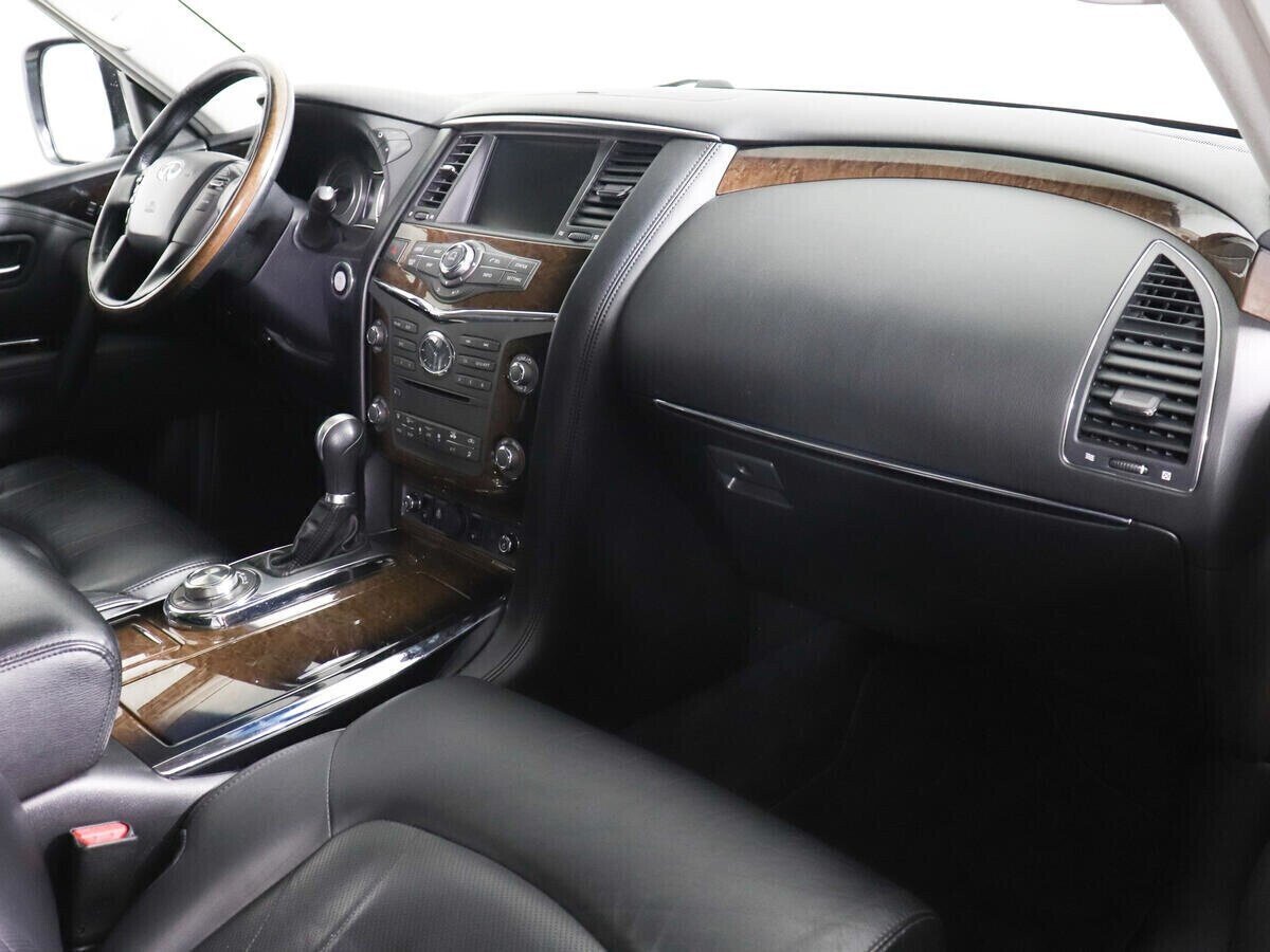 Infiniti QX56, 5.6 л, АТ, 2013 фото 15