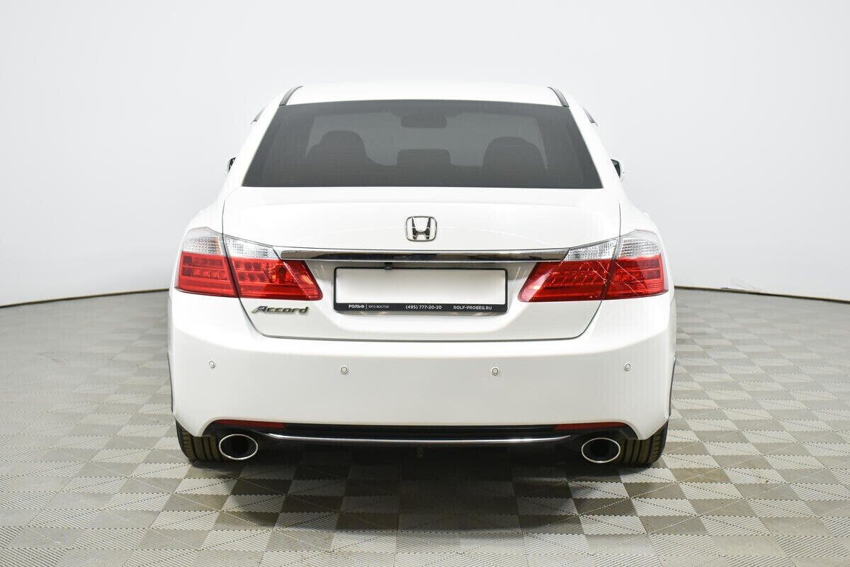 Honda Accord, 2.4 л, Вариатор, 2013 фото 8