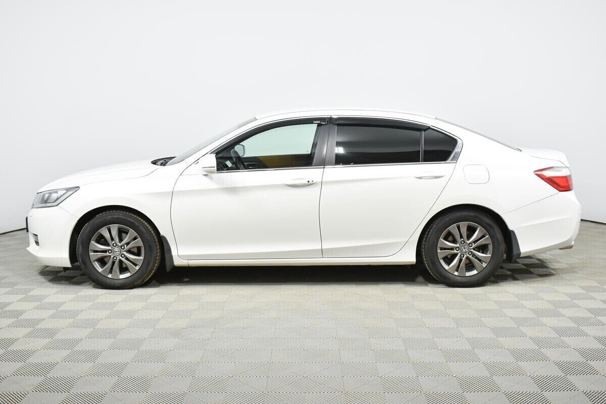 Honda Accord, 2.4 л, Вариатор, 2013 фото 9