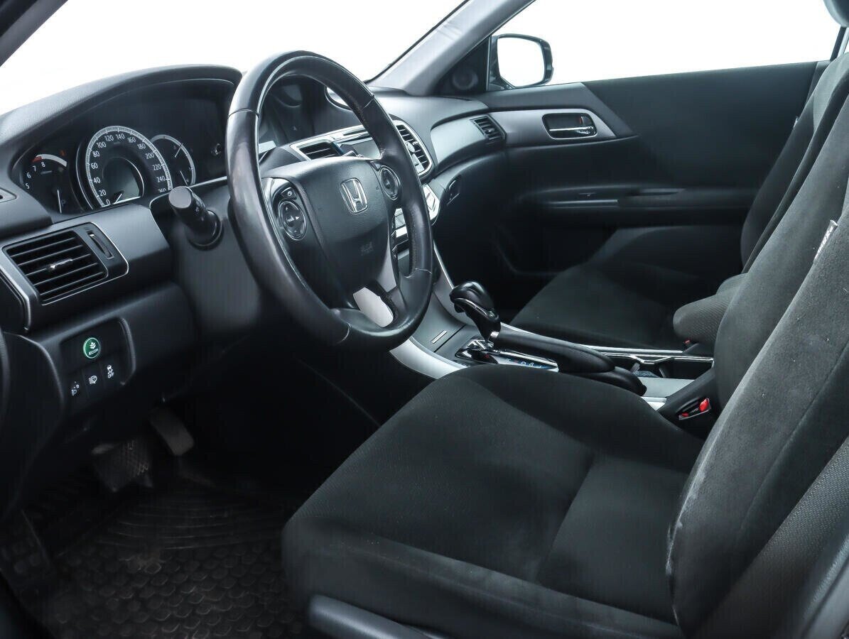 Honda Accord, 2.4 л, Вариатор, 2013 фото 9