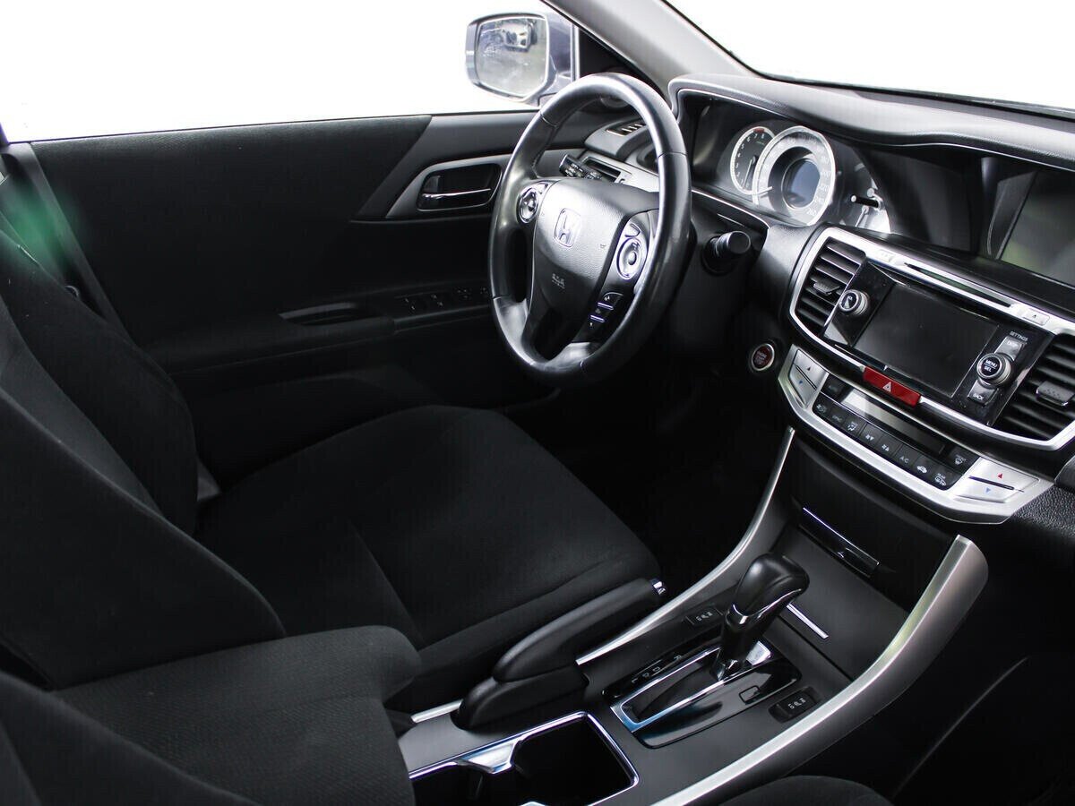 Honda Accord, 2.4 л, Вариатор, 2013 фото 2