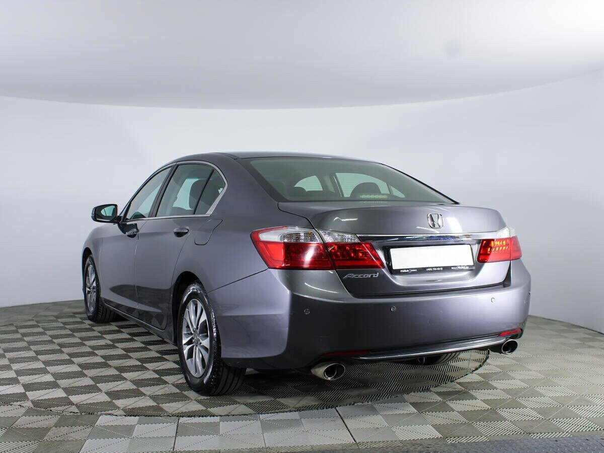 Honda Accord, 2.4 л, Вариатор, 2013 фото 6
