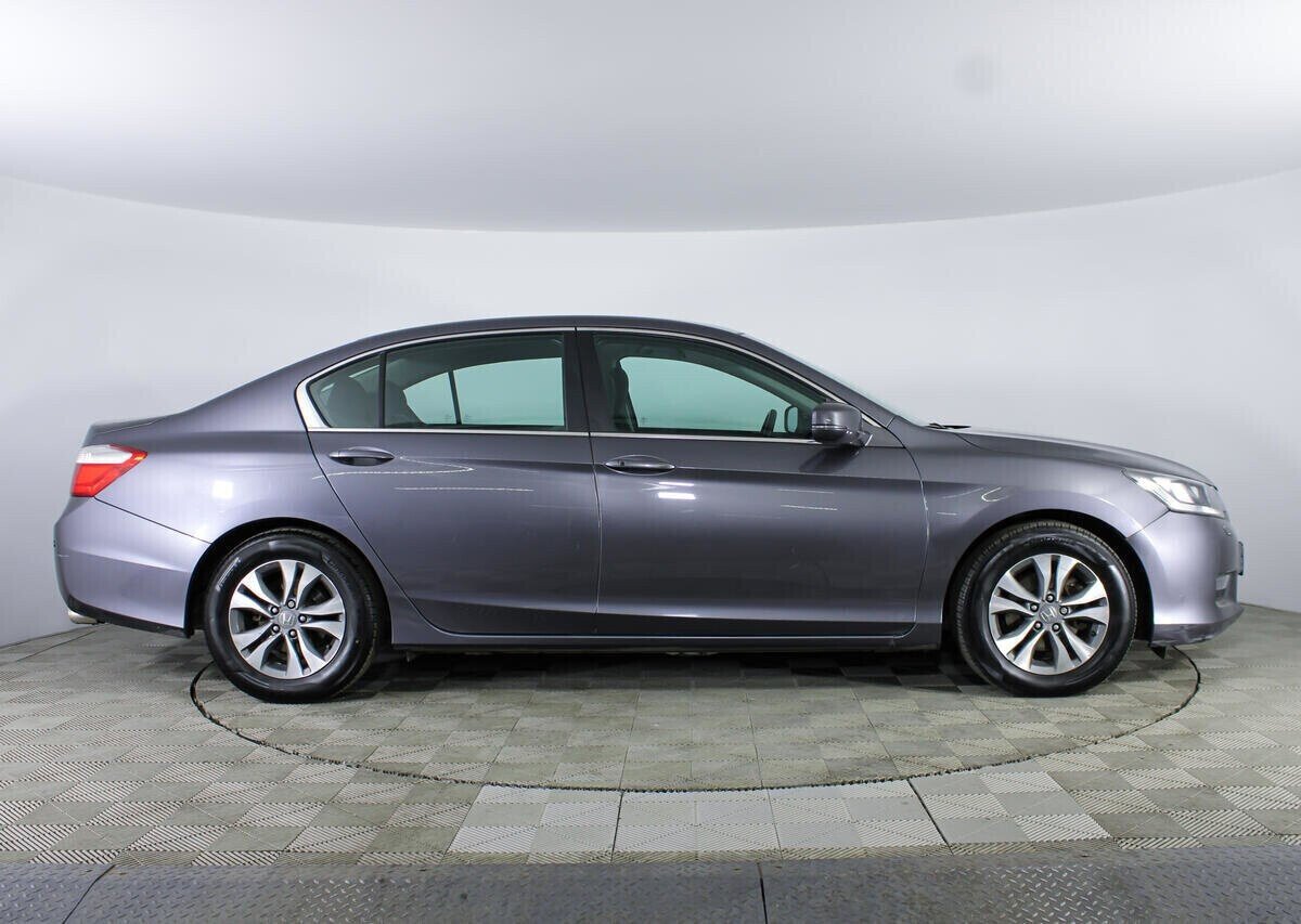 Honda Accord, 2.4 л, Вариатор, 2013 фото 9