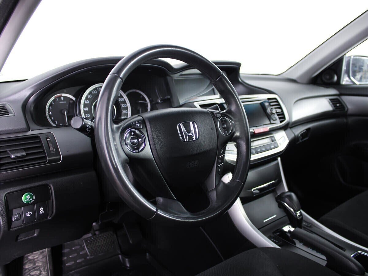 Honda Accord, 2.4 л, Вариатор, 2013 фото 11