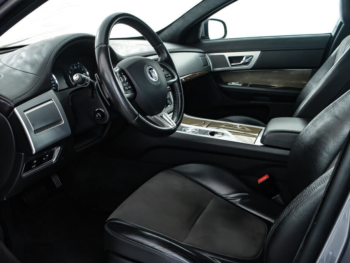 Jaguar XF, 2.0 л, АТ, 2013 фото 11