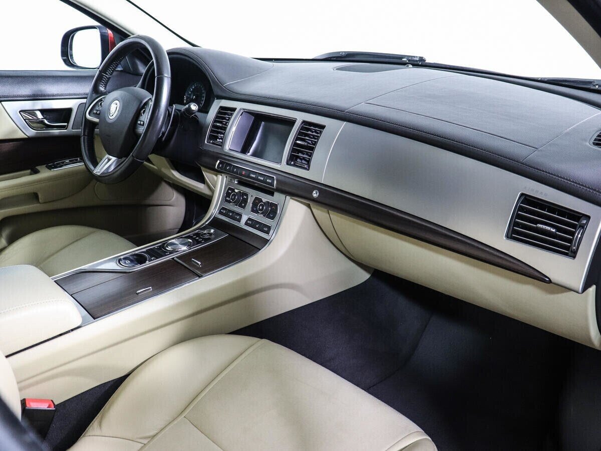 Jaguar XF, 3.0 л, АТ, 2012 фото 2
