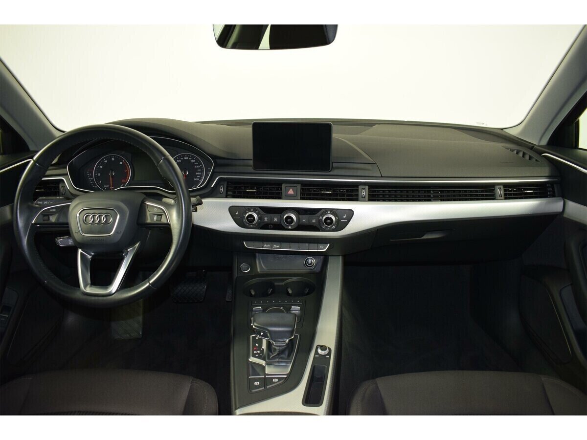 Audi A4, 2.0 л, Робот, 2016 фото 12