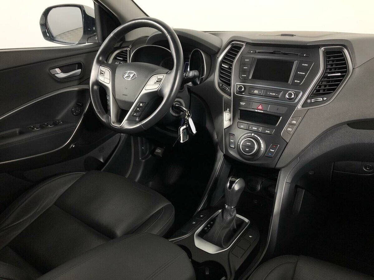 Hyundai Santa Fe, 2.2 л, АТ, 2016 фото 2