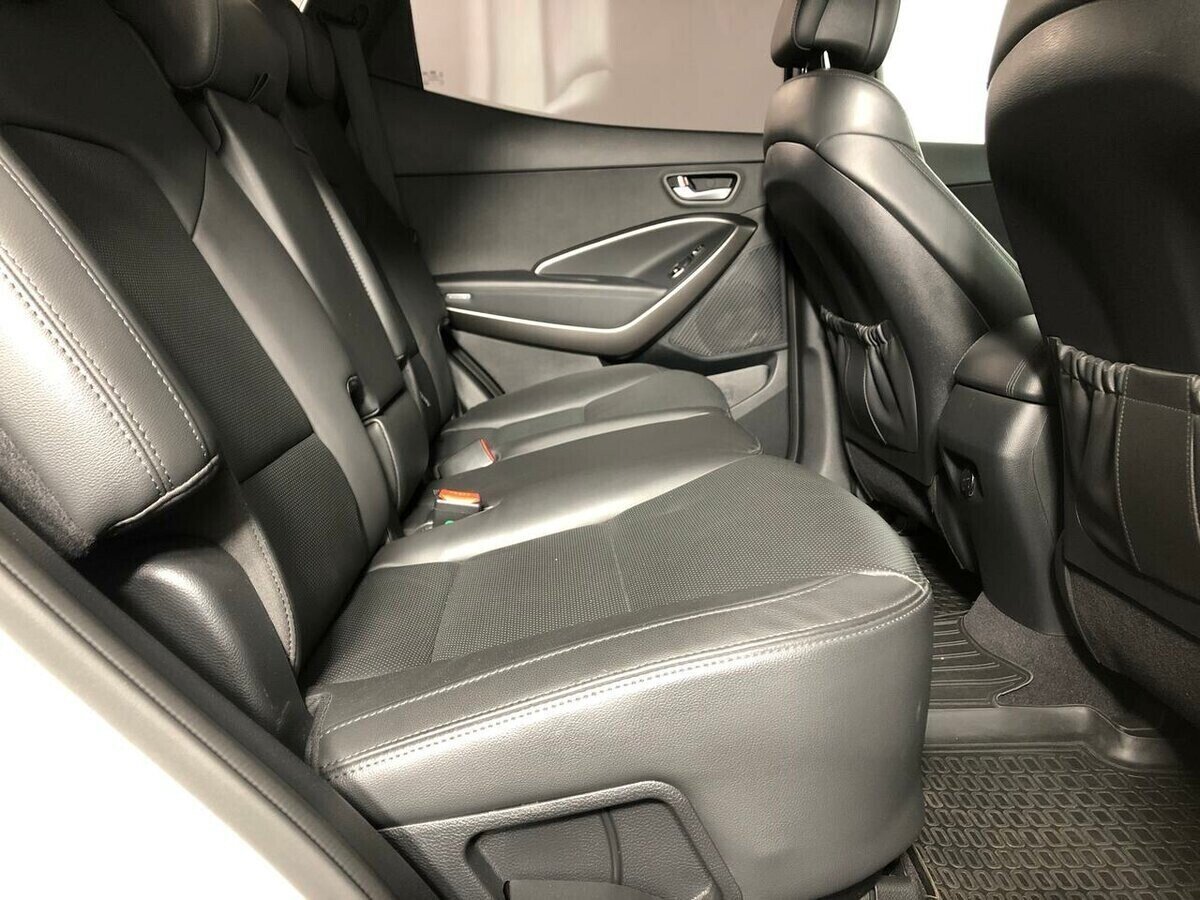 Hyundai Santa Fe, 2.2 л, АТ, 2016 фото 1