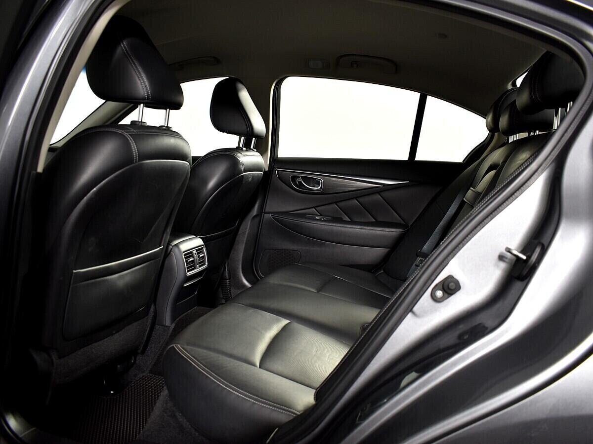 Infiniti Q50, 2.0 л, АТ, 2016 фото 1