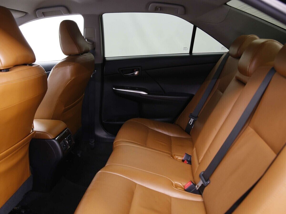Toyota Camry, 2.5 л, АТ, 2017 фото 1