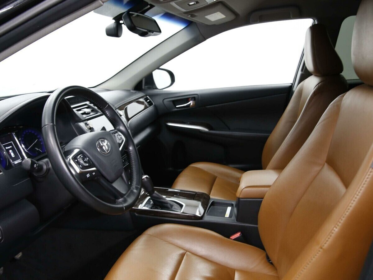 Toyota Camry, 2.5 л, АТ, 2017 фото 11