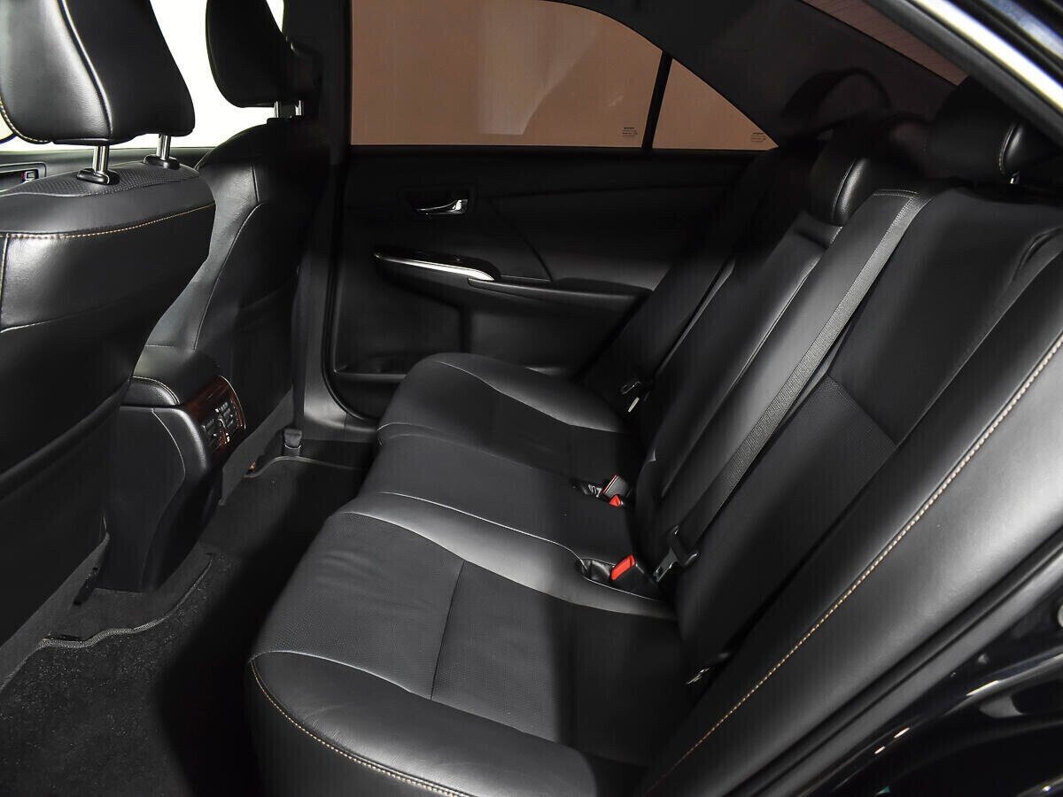Toyota Camry, 2.5 л, АТ, 2017 фото 1
