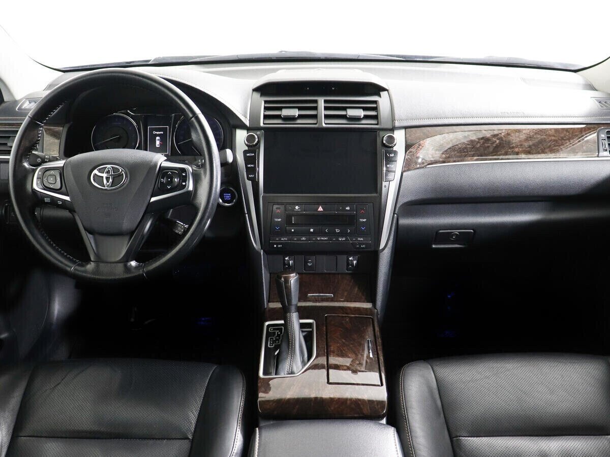Toyota Camry, 2.5 л, АТ, 2018 фото 12