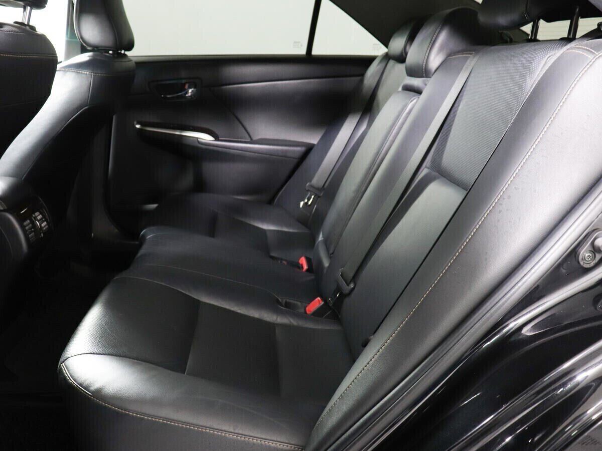 Toyota Camry, 2.5 л, АТ, 2018 фото 1
