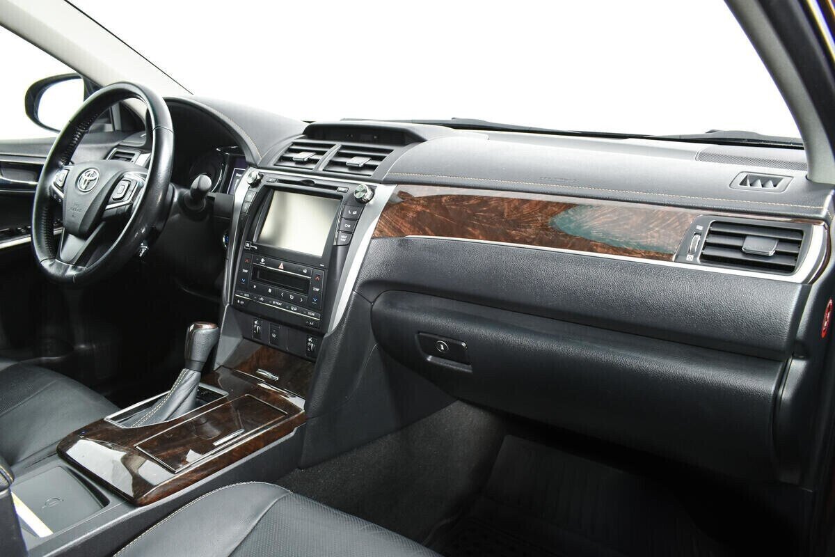 Toyota Camry, 2.5 л, АТ, 2017 фото 14
