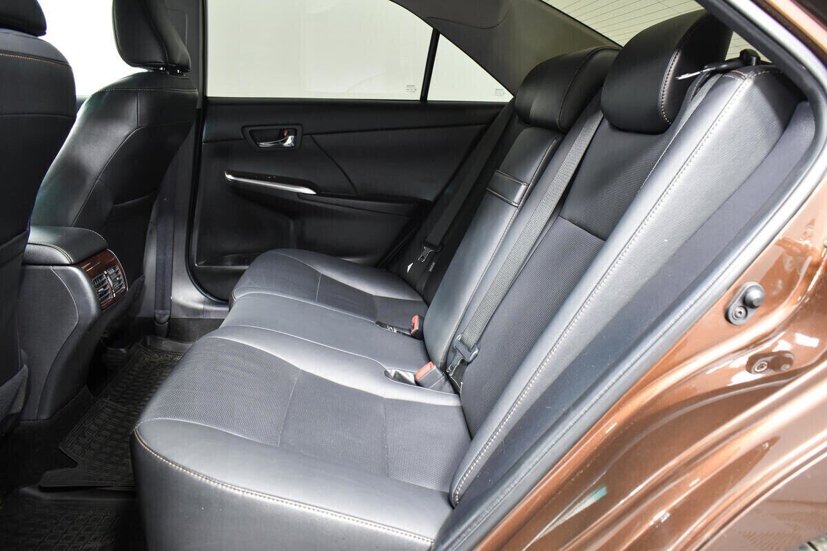 Toyota Camry, 2.5 л, АТ, 2017 фото 1