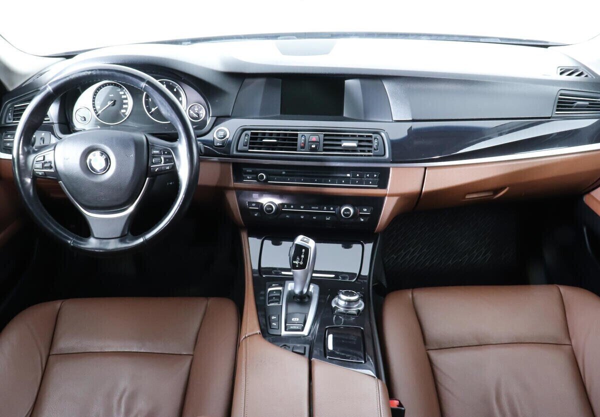 BMW 5 серии, 2.0 л, АТ, 2012 фото 2