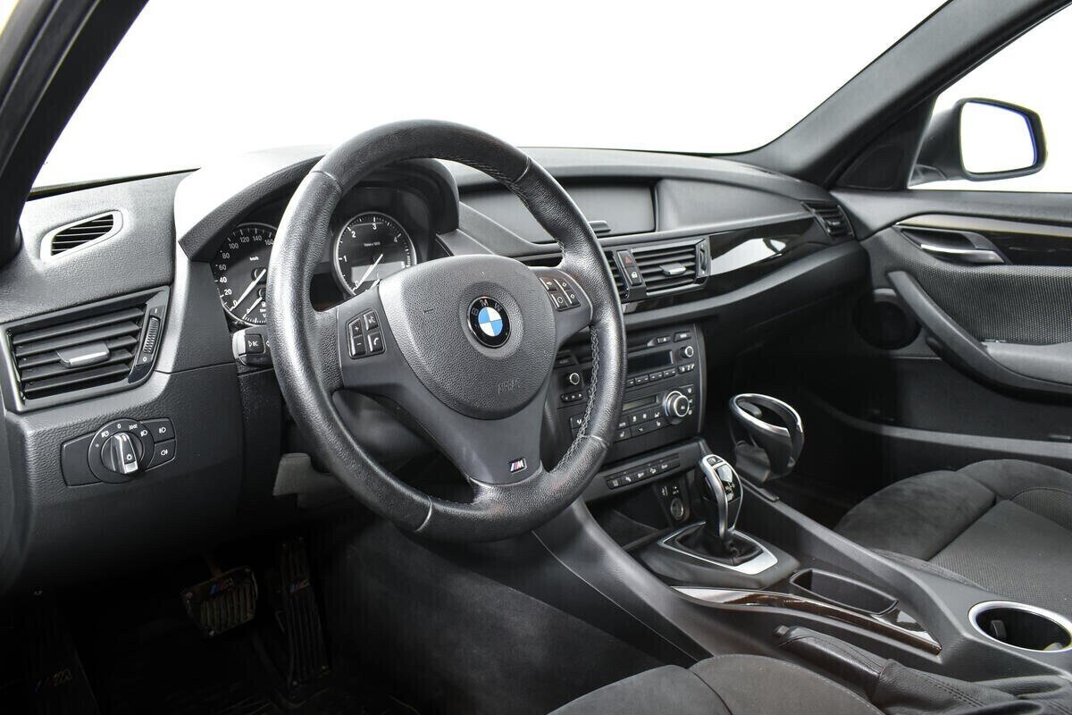BMW X1, 2.0 л, АТ, 2015 фото 7
