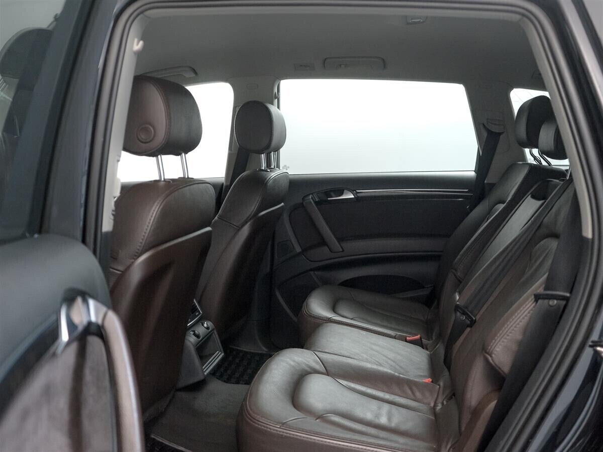 Audi Q7, 3.0 л, АТ, 2010 фото 1