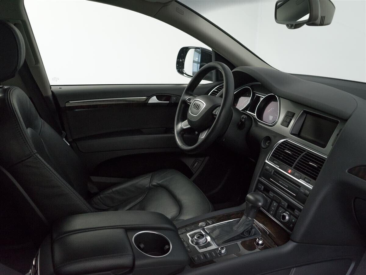 Audi Q7, 3.0 л, АТ, 2015 фото 2