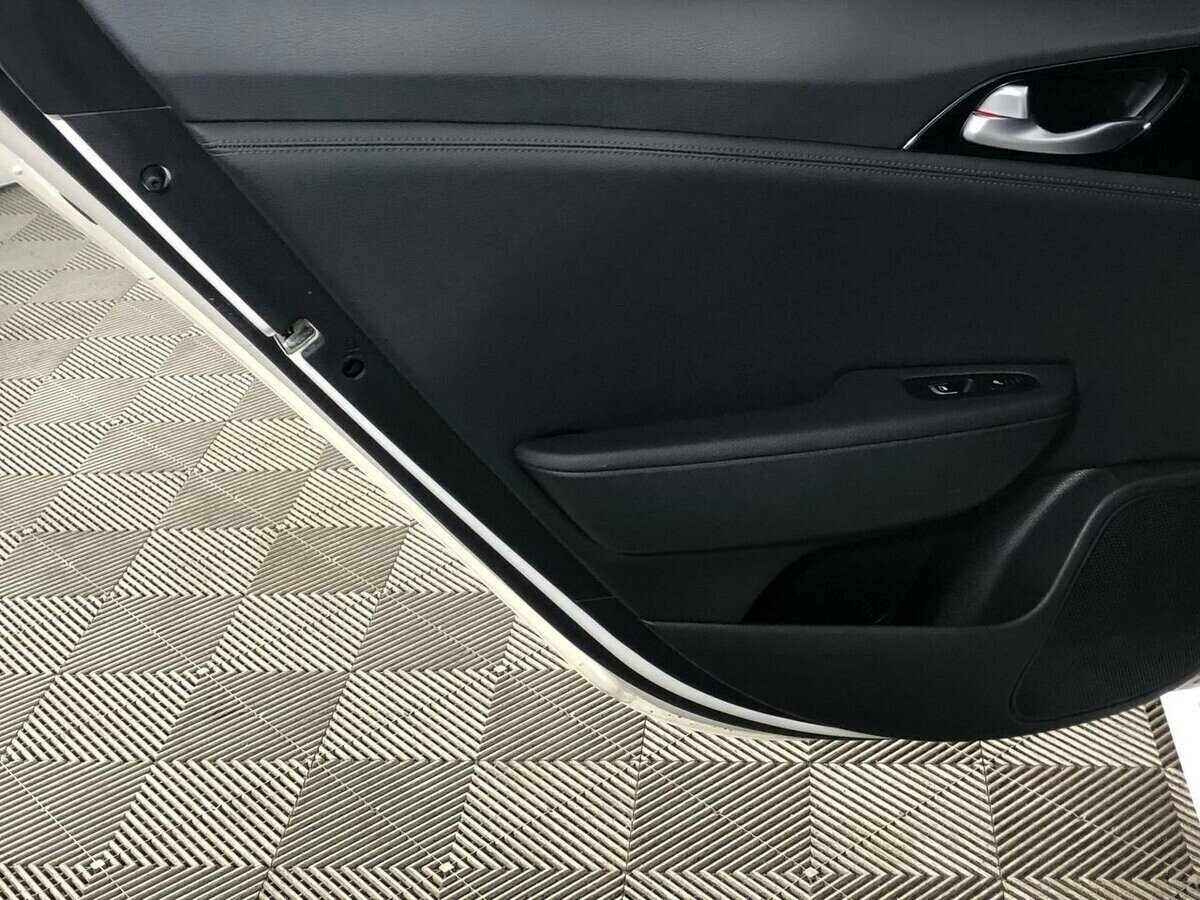 Kia Stinger, 2.0 л, АТ, 2018 фото 2