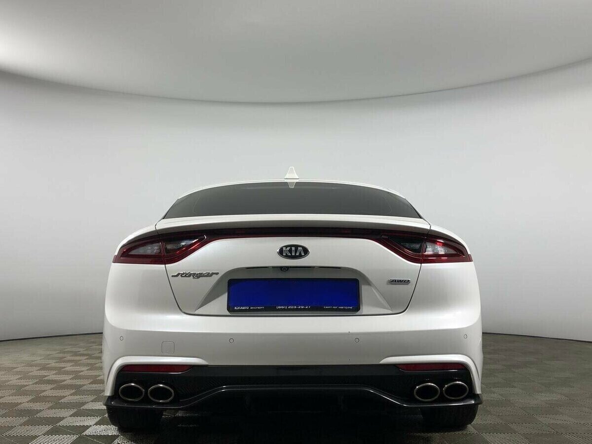 Kia Stinger, 2.0 л, АТ, 2018 фото 8