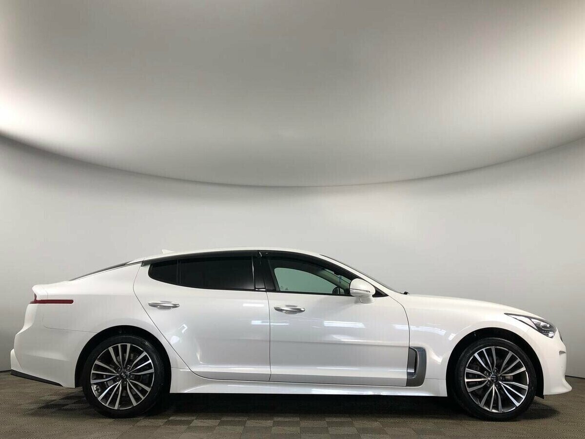 Kia Stinger, 2.0 л, АТ, 2018 фото 10