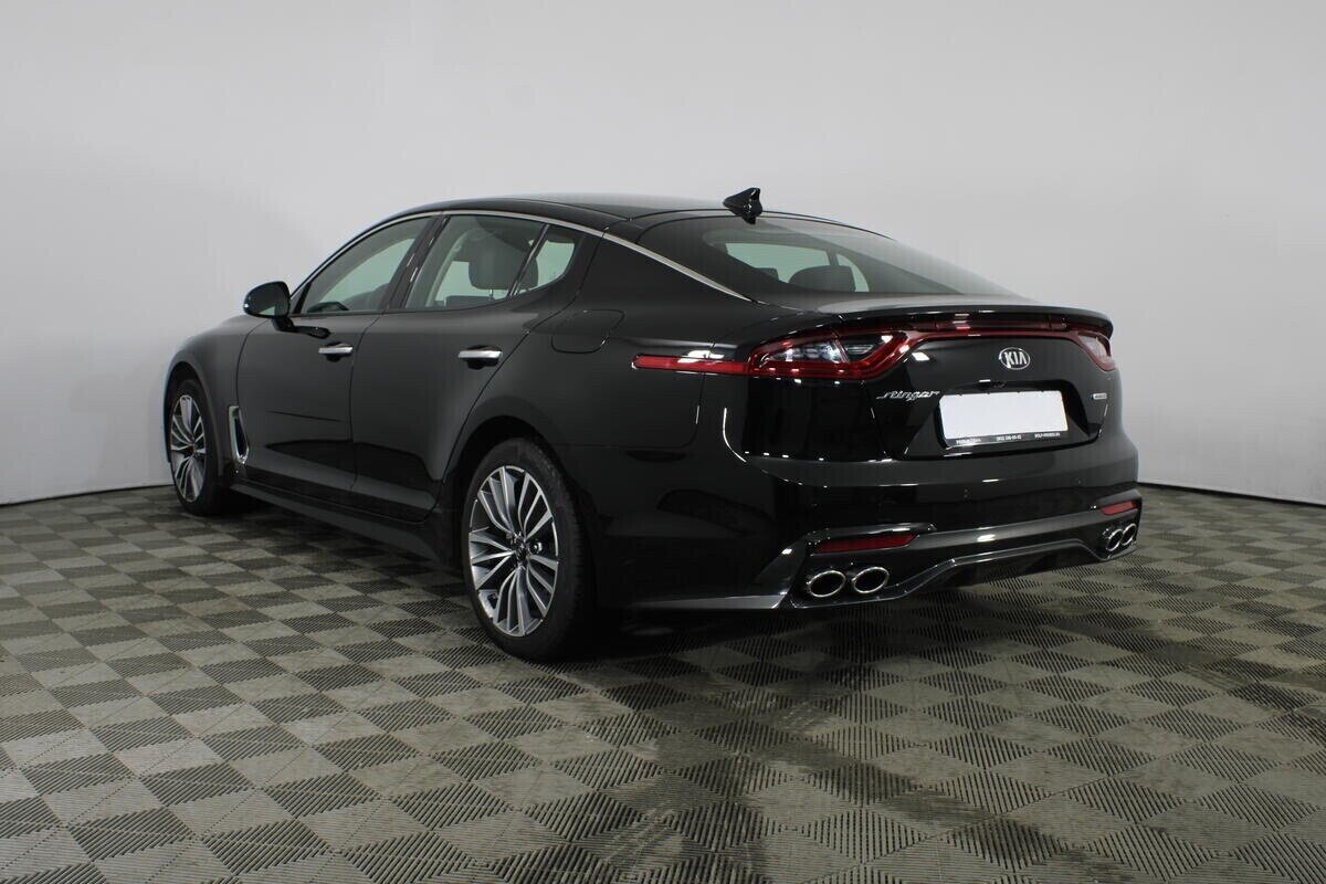 Kia Stinger, 2.0 л, АТ, 2019 фото 4