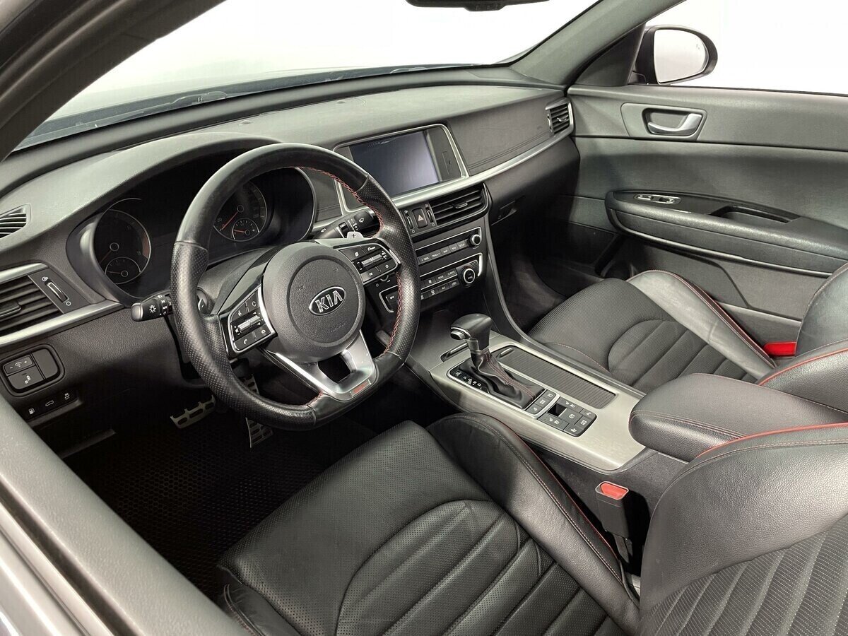 Kia Optima, 2.0 л, АТ, 2018 фото 11
