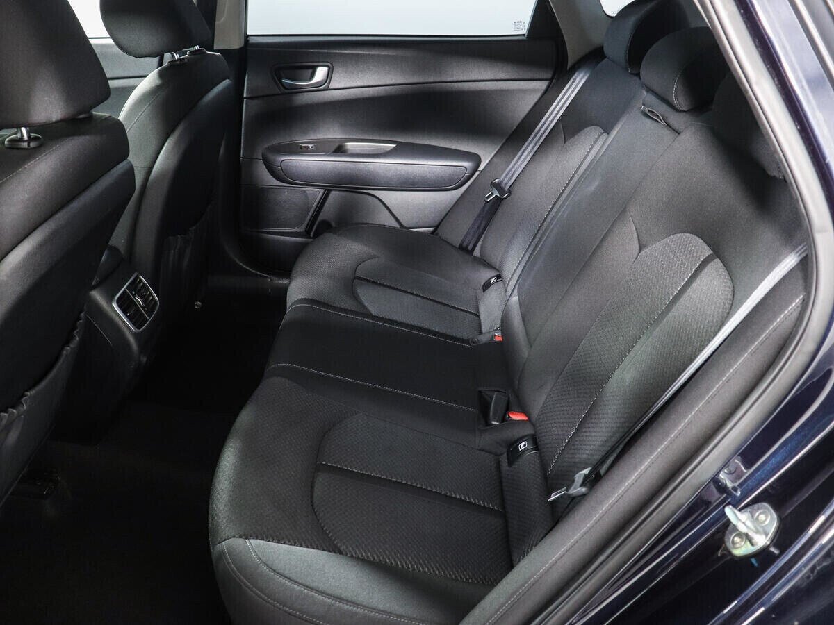 Kia Optima, 2.0 л, АТ, 2018 фото 1