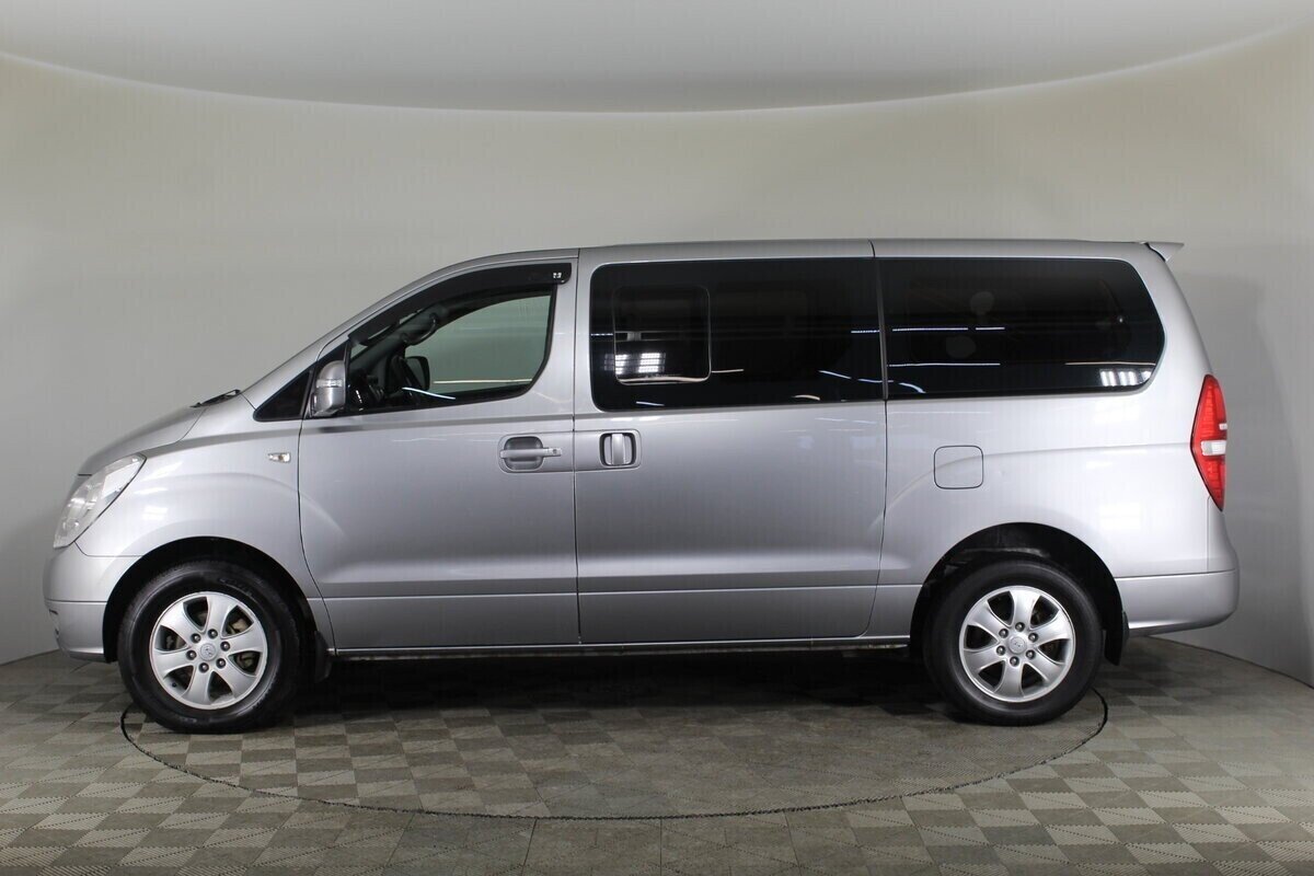 Hyundai Grand Starex, 2.5 л, АТ, 2014 фото 9