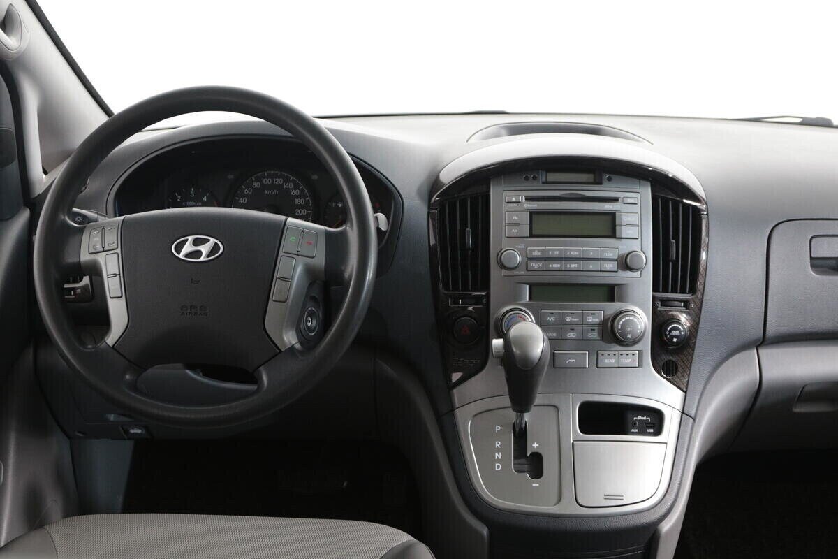 Hyundai Grand Starex, 2.5 л, АТ, 2014 фото 9
