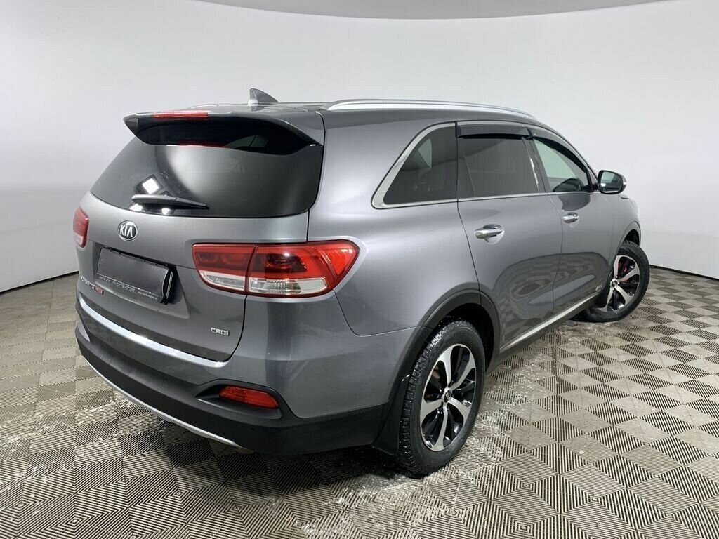 Kia Sorento, 2.2 л, АТ, 2016 фото 4