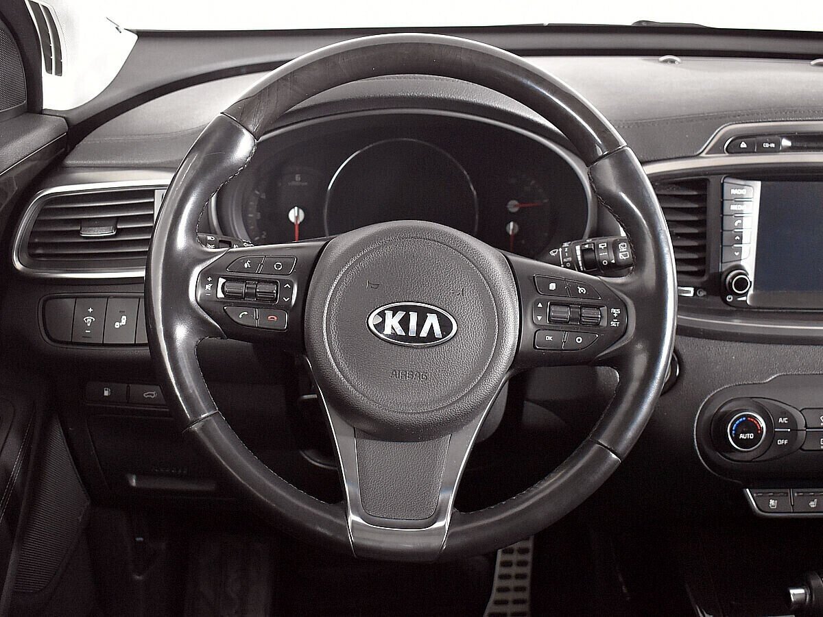 Kia Sorento, 2.2 л, АТ, 2016 фото 12