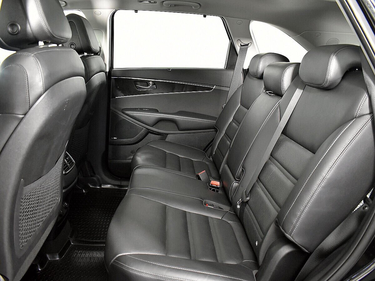 Kia Sorento, 2.2 л, АТ, 2016 фото 2