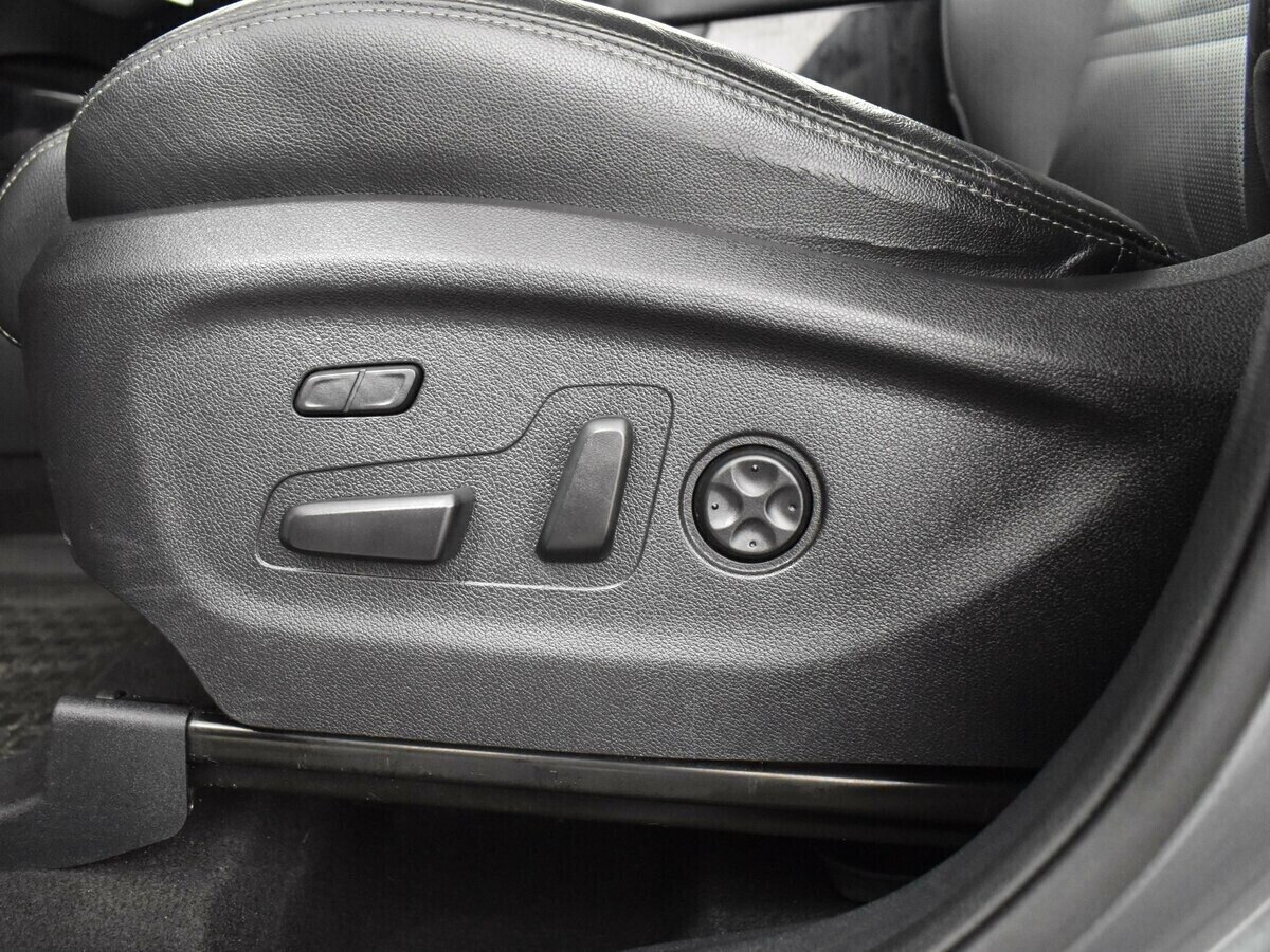 Kia Sorento, 2.2 л, АТ, 2017 фото 2