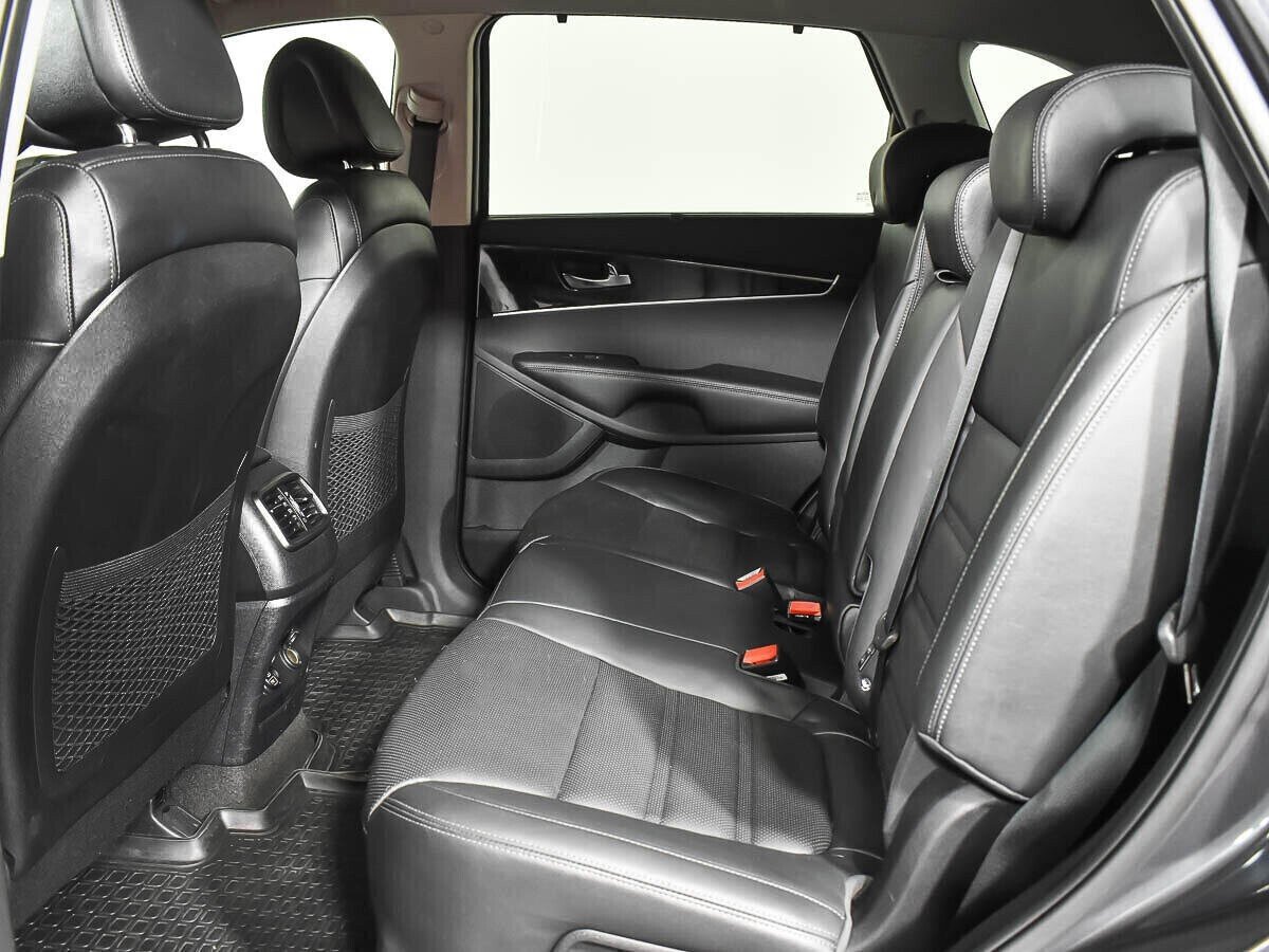 Kia Sorento, 2.2 л, АТ, 2017 фото 2