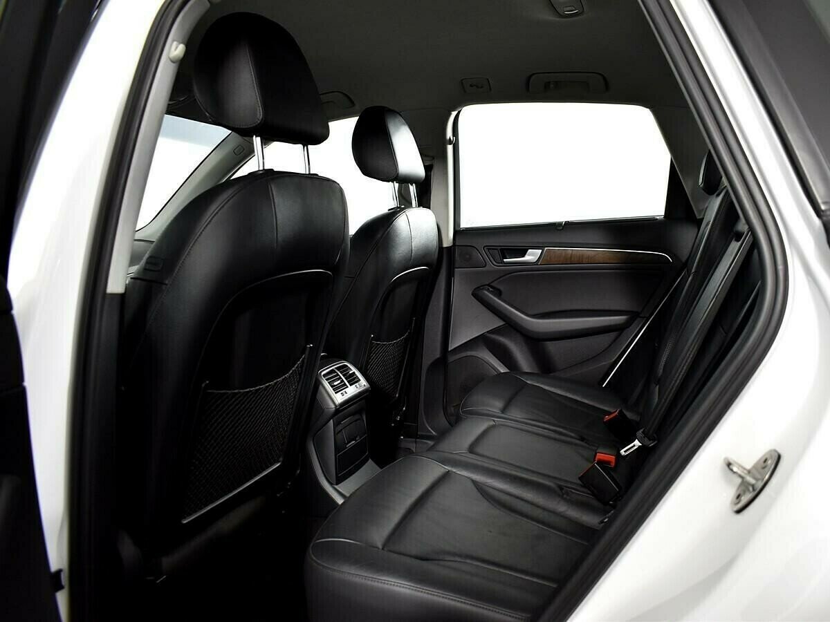 Audi Q5, 2.0 л, АТ, 2012 фото 1