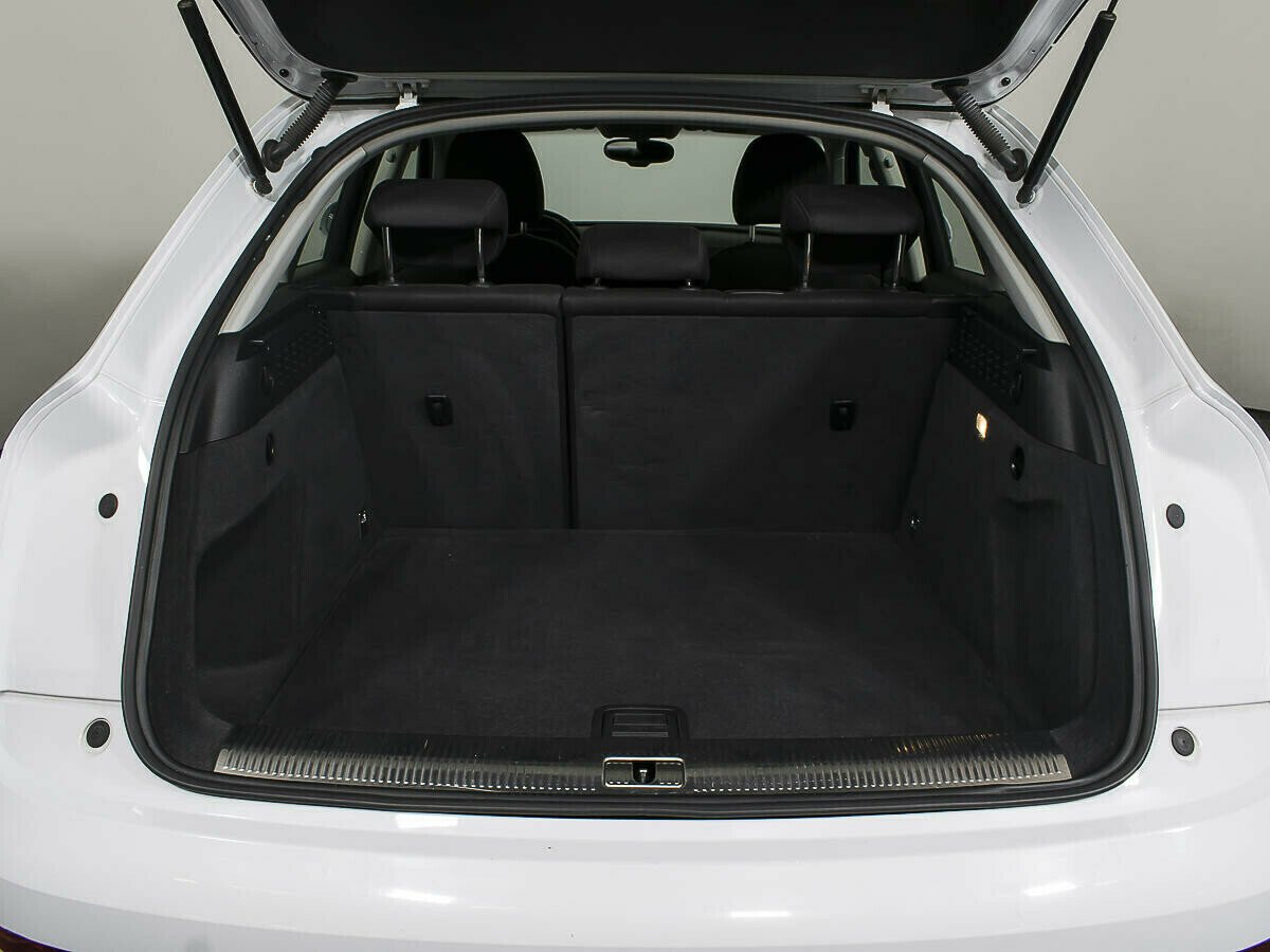Audi Q3, 2.0 л, Робот, 2013 фото 1