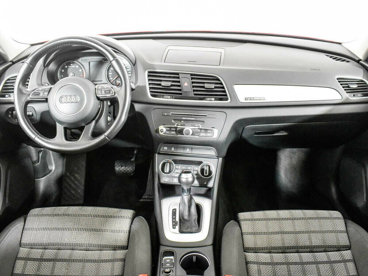 Audi Q3, 2.0 л, Робот, 2015 фото 2