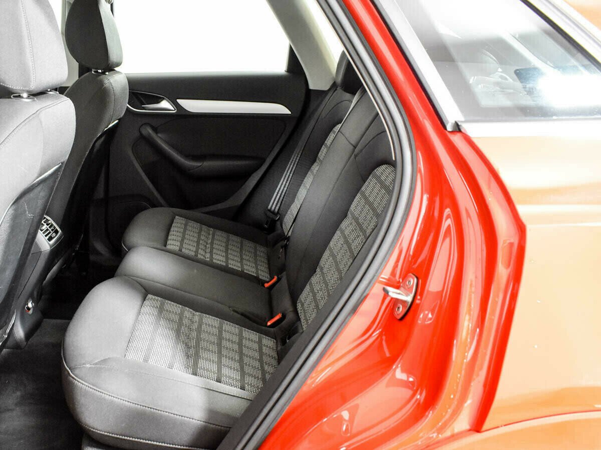 Audi Q3, 2.0 л, Робот, 2015 фото 1