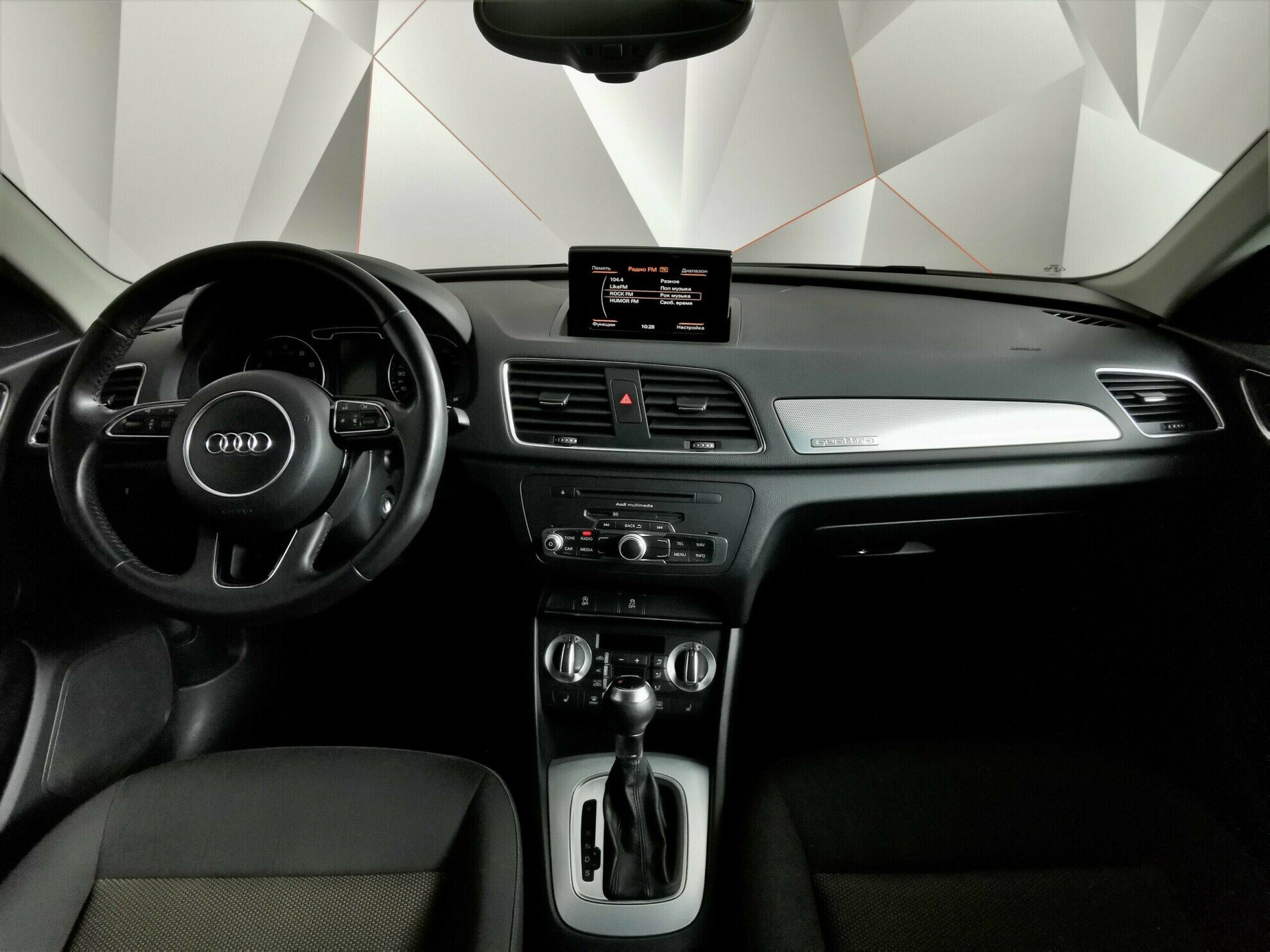 Audi Q3, 2.0 л, Робот, 2013 фото 10