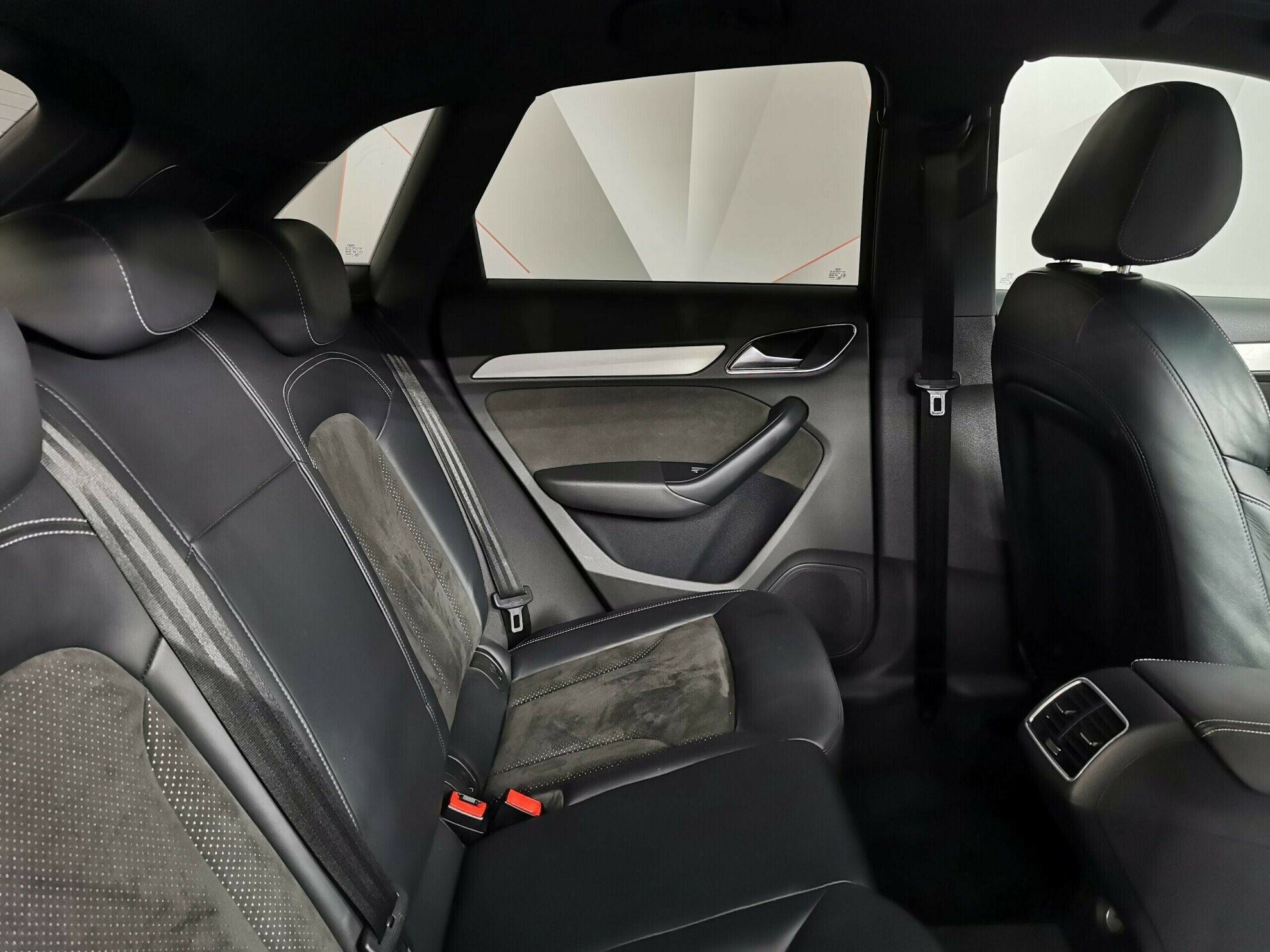 Audi Q3, 2.0 л, АТ, 2014 фото 2
