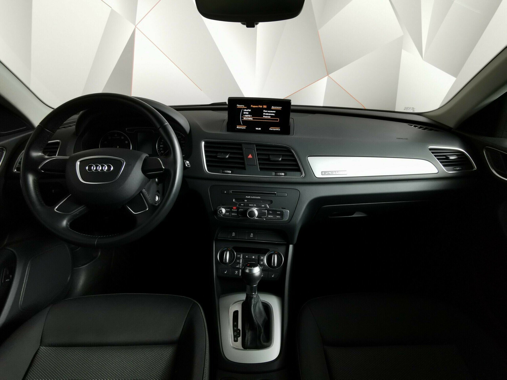 Audi Q3, 2.0 л, АТ, 2014 фото 2