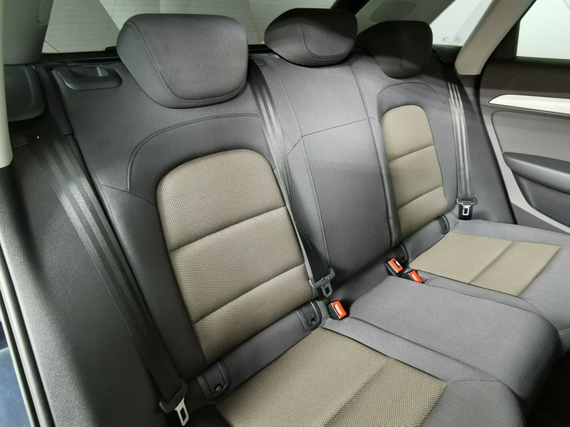 Audi Q3, 2.0 л, АТ, 2014 фото 2