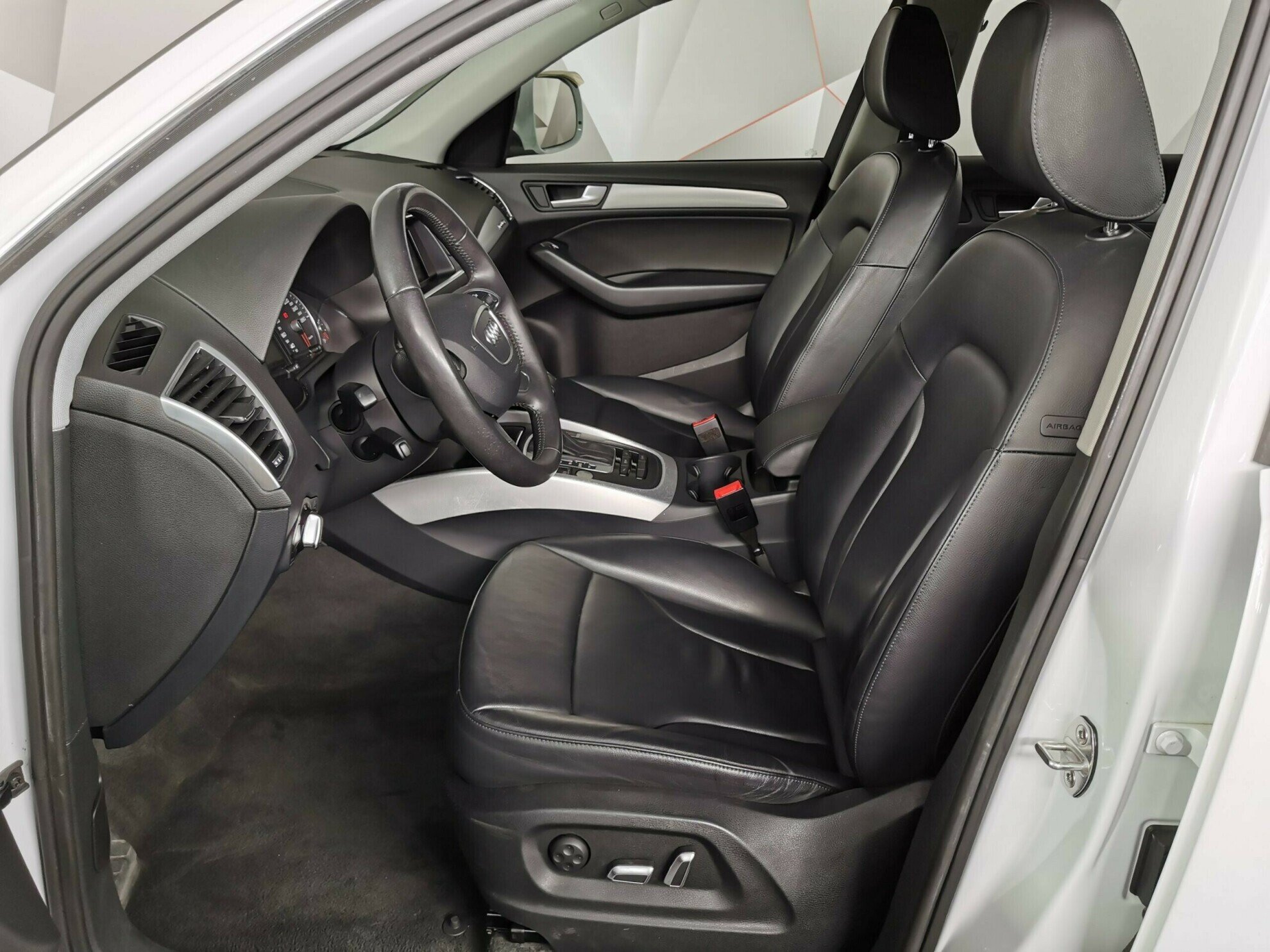 Audi Q5, 2.0 л, АТ, 2014 фото 9