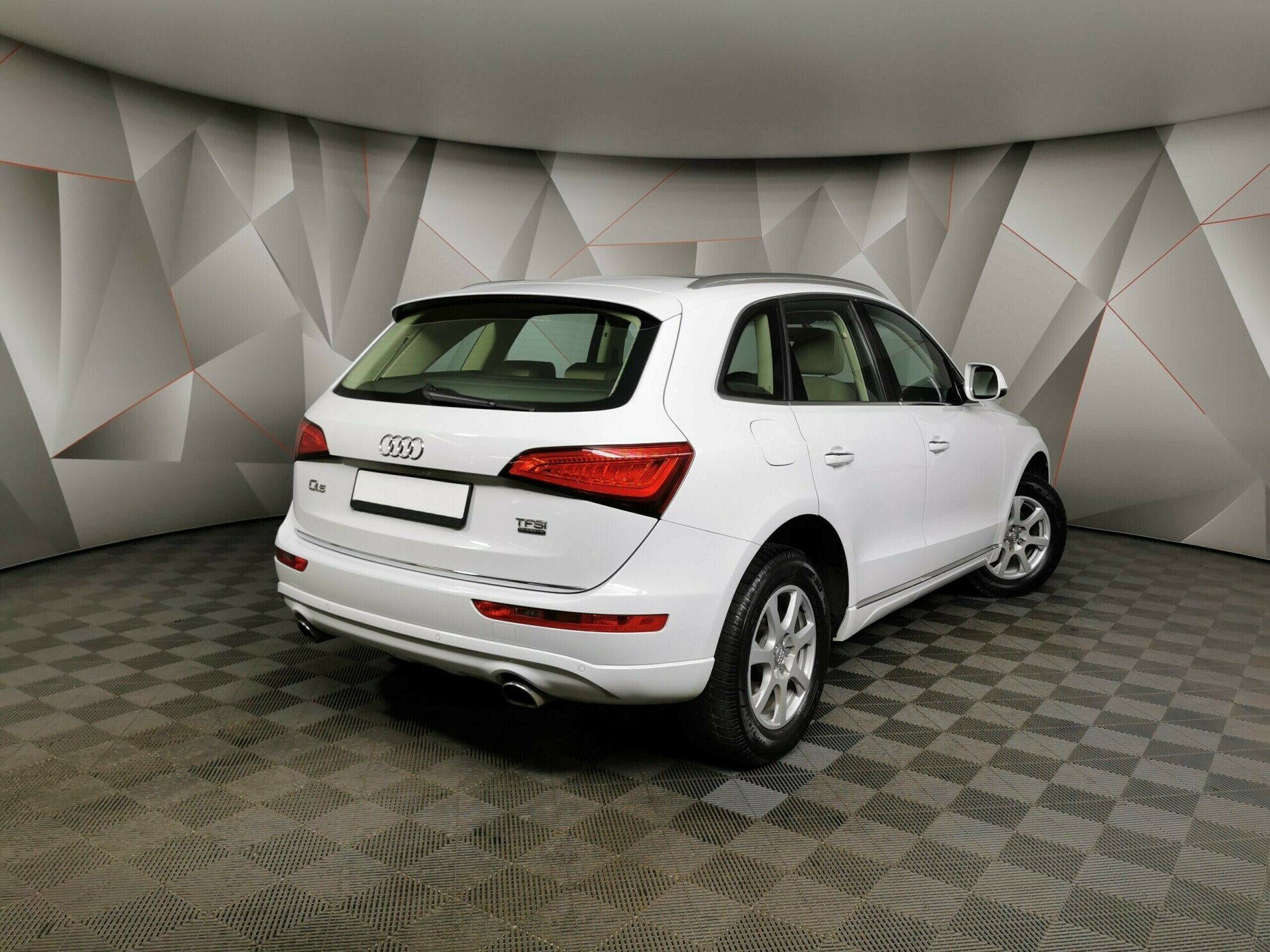 Audi Q5, 2.0 л, АТ, 2015 фото 4