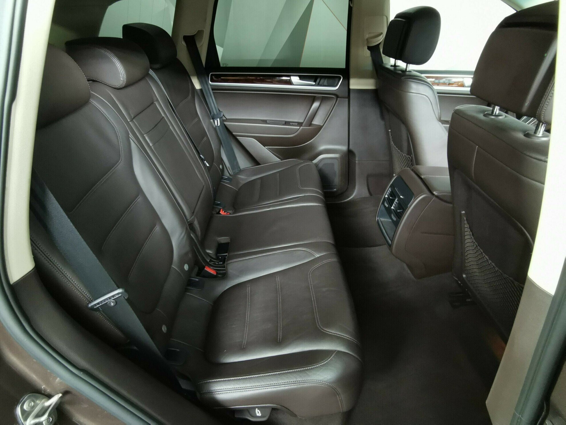 Volkswagen Touareg, 3.0 л, АТ, 2012 фото 1