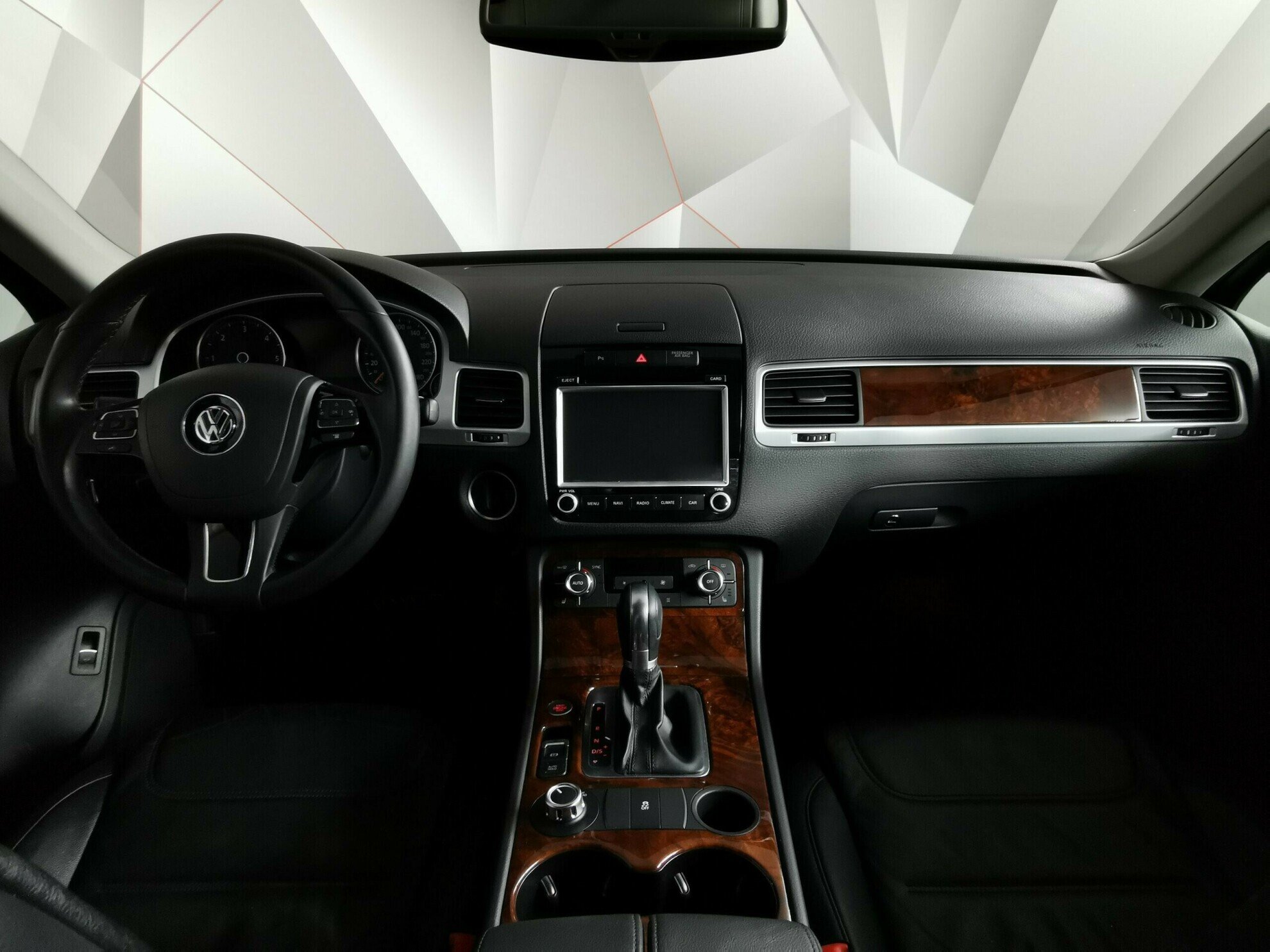 Volkswagen Touareg, 3.0 л, АТ, 2012 фото 8